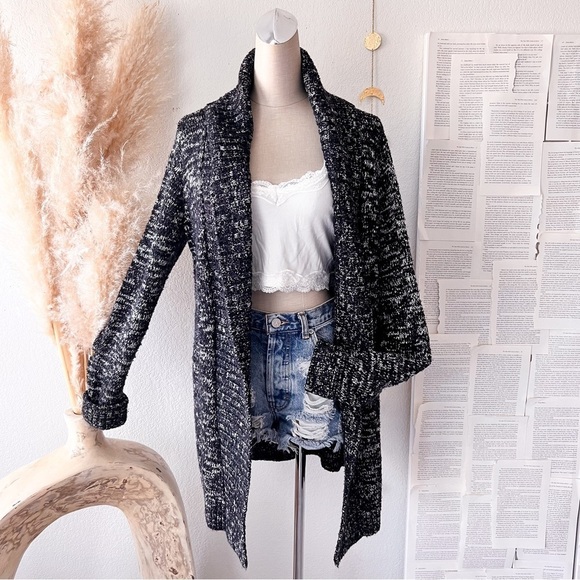 LEVIS Black Marble Knit Long Sleeve Open Front Cardigan - Picture 1 of 13